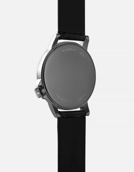 107-0014_color_black_02_grande 