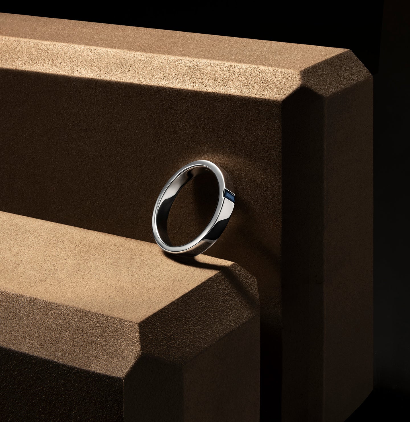 4mm sapphire baguette ring