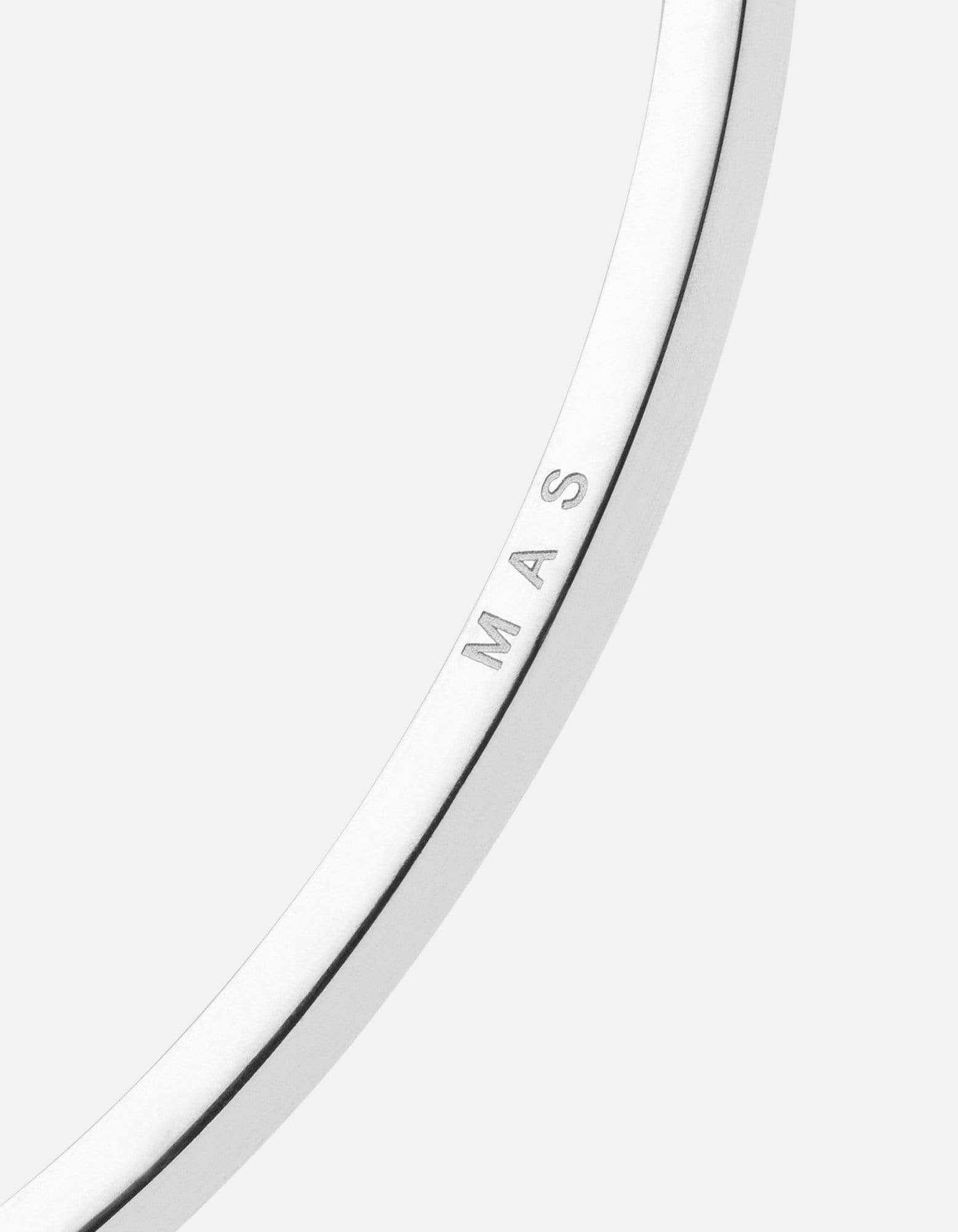 Bracciale in Nyx Cuff, Sterling Silver, Polsini da donna | Miansai
Chiudi finestra