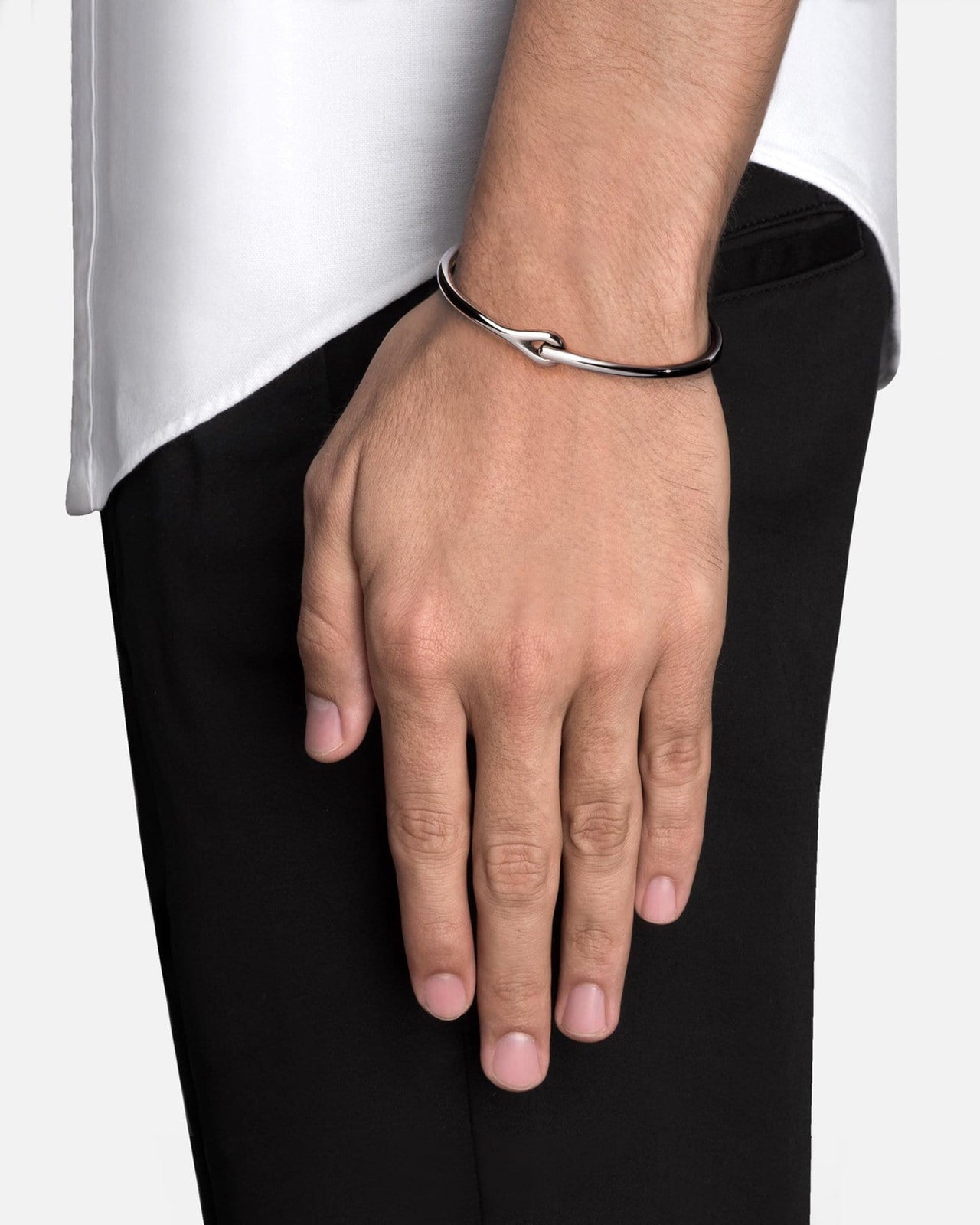 Neo Cuff, Sterling Silver, Polished | Cuffs | Miansai
