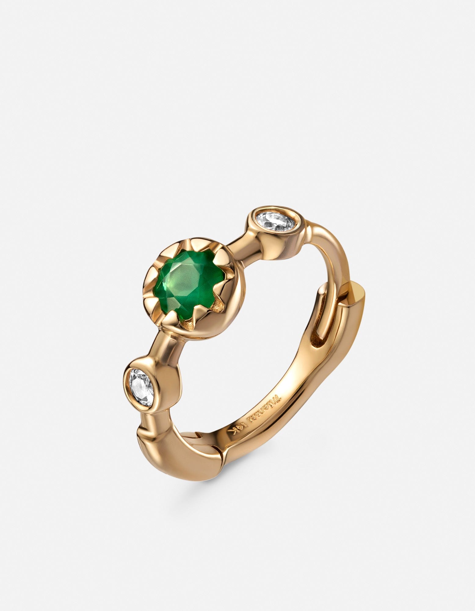 Inari Huggie orecchini w/Chalcedony, 14k oro giallo w/ zaffiri bianchi | Orecchini femminili | Miansai



Chiudi finestra