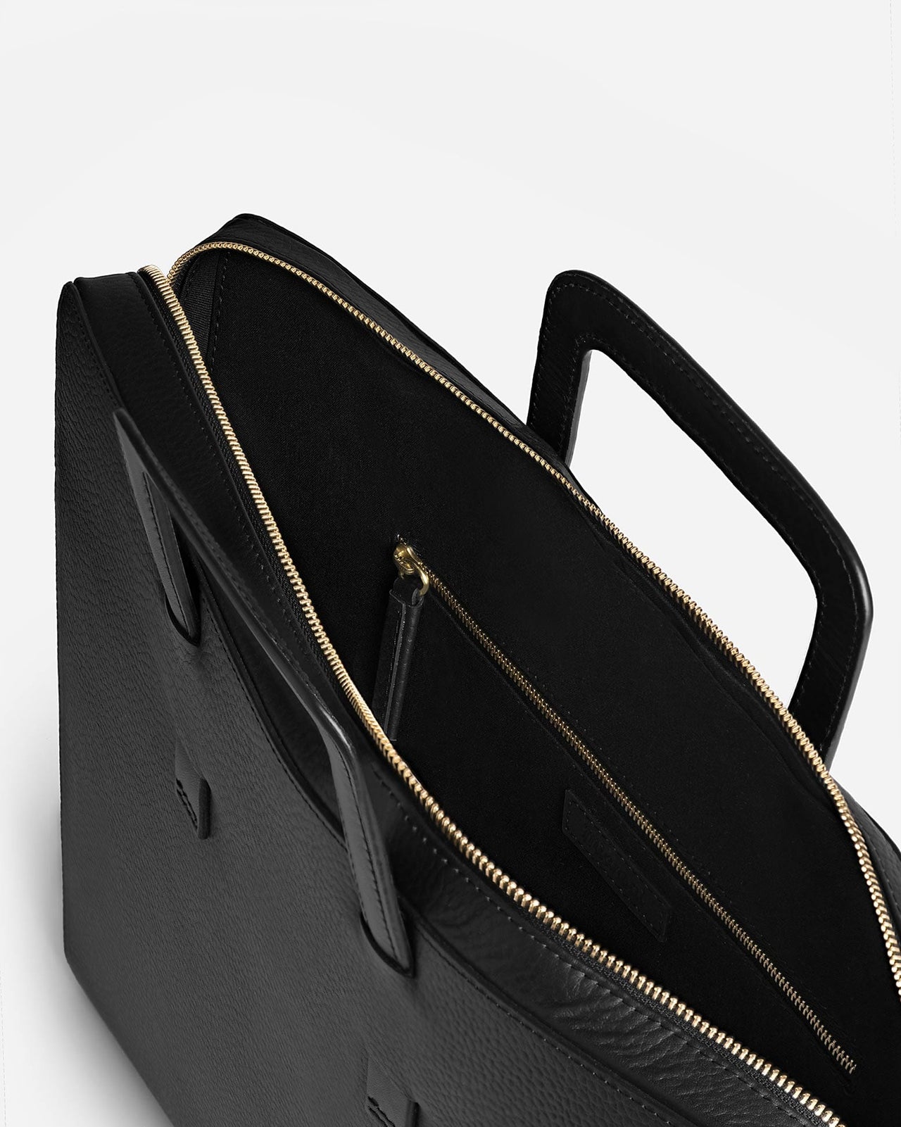 Slim Briefcase, Textured Black | Men's Leather Bags | Miansai